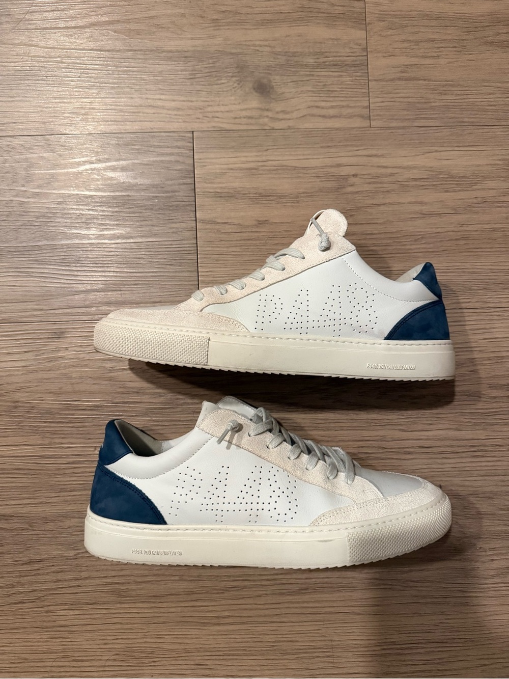 P448 White and Navy Men's Low-Top Leather Sneakers